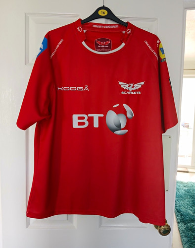 Scarlets rugby union shirt - rugby,
